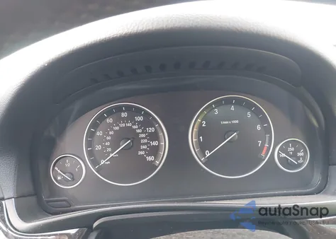 2013 BMW 528I xDrive из США, поврежденный, VIN WBAXH5C54DD108435